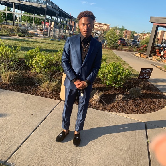 Meet your Posher, George - Picture 1 of 1